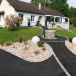 Créalia - Clôtures, portails, terrasses, allées… Confiez tous vos projets d’aménagement paysager à un paysagiste dans la Marne efficace et à l’écoute !